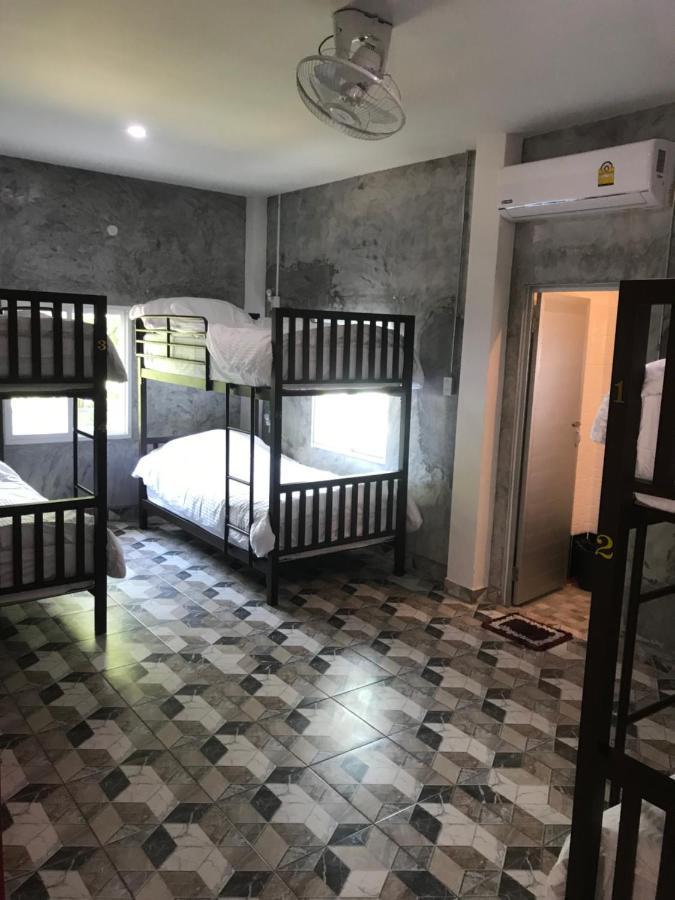 P And P'S Guesthouse Ко Тао Екстериор снимка