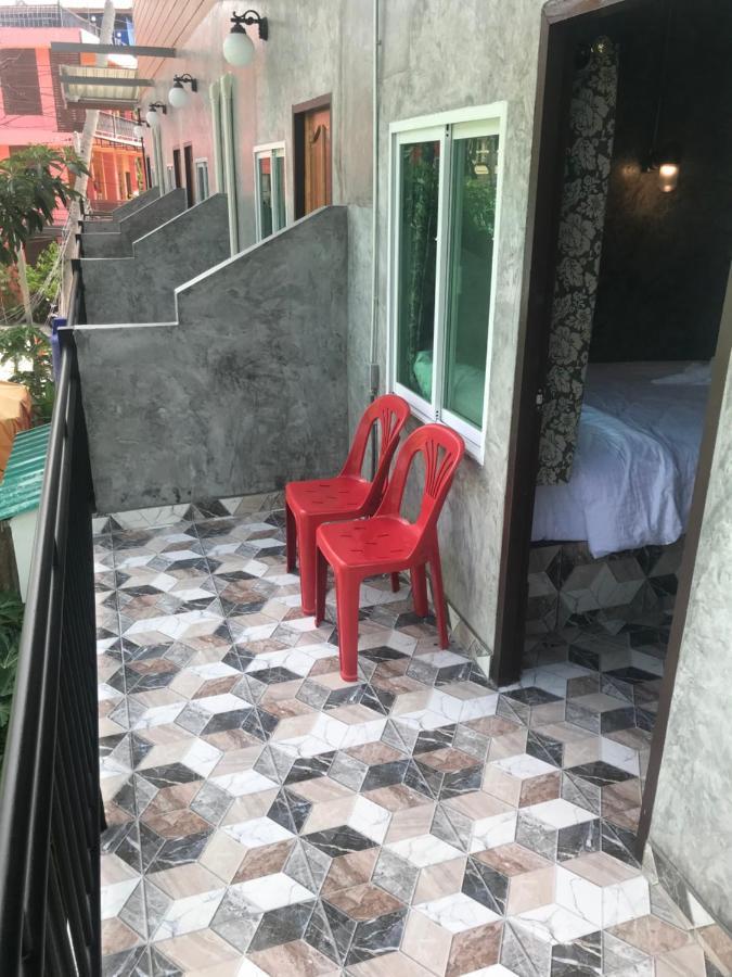P And P'S Guesthouse Ко Тао Екстериор снимка