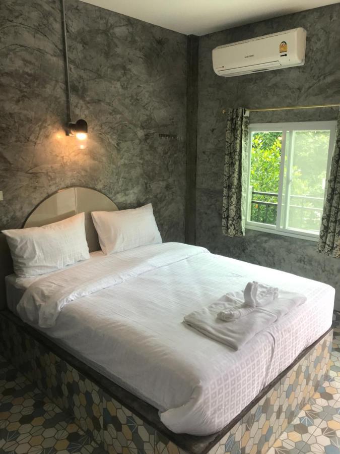 P And P'S Guesthouse Ко Тао Екстериор снимка